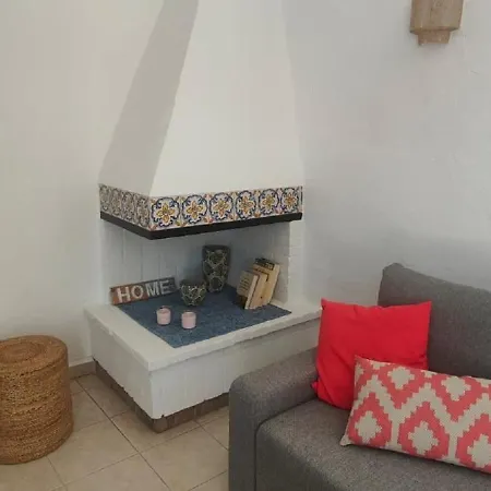 Casita En Pueblo Andaluz