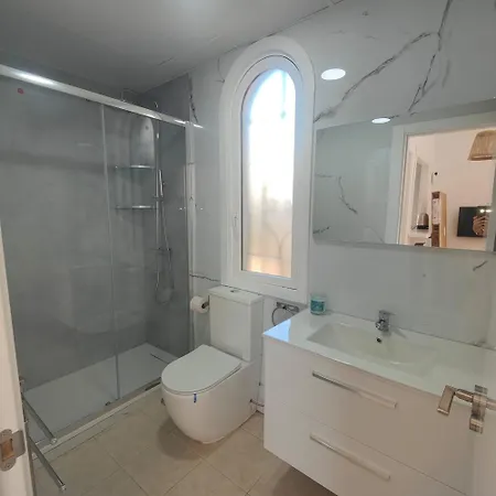 Casita En Pueblo Andaluz Marbella